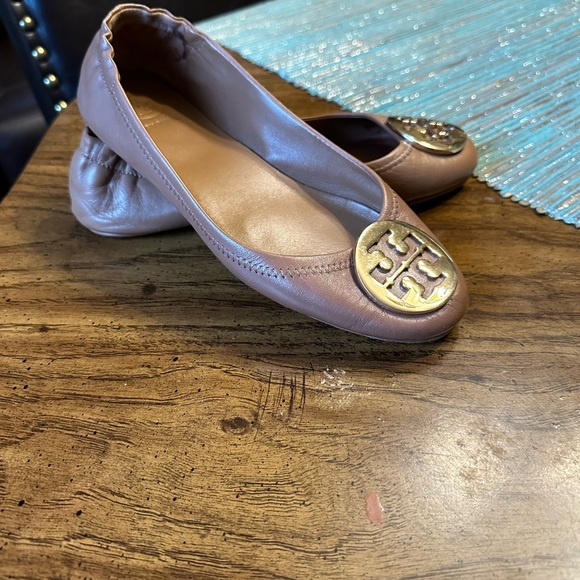 Tory Burch Minnie Ballet Flat in Tan - Picture 3 of 10